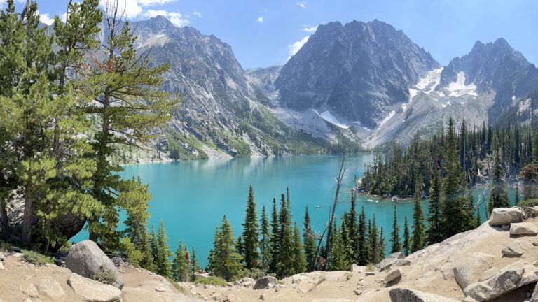 Leavenworth & Lake Chelan: Hikes, Glamping & Wine Country
